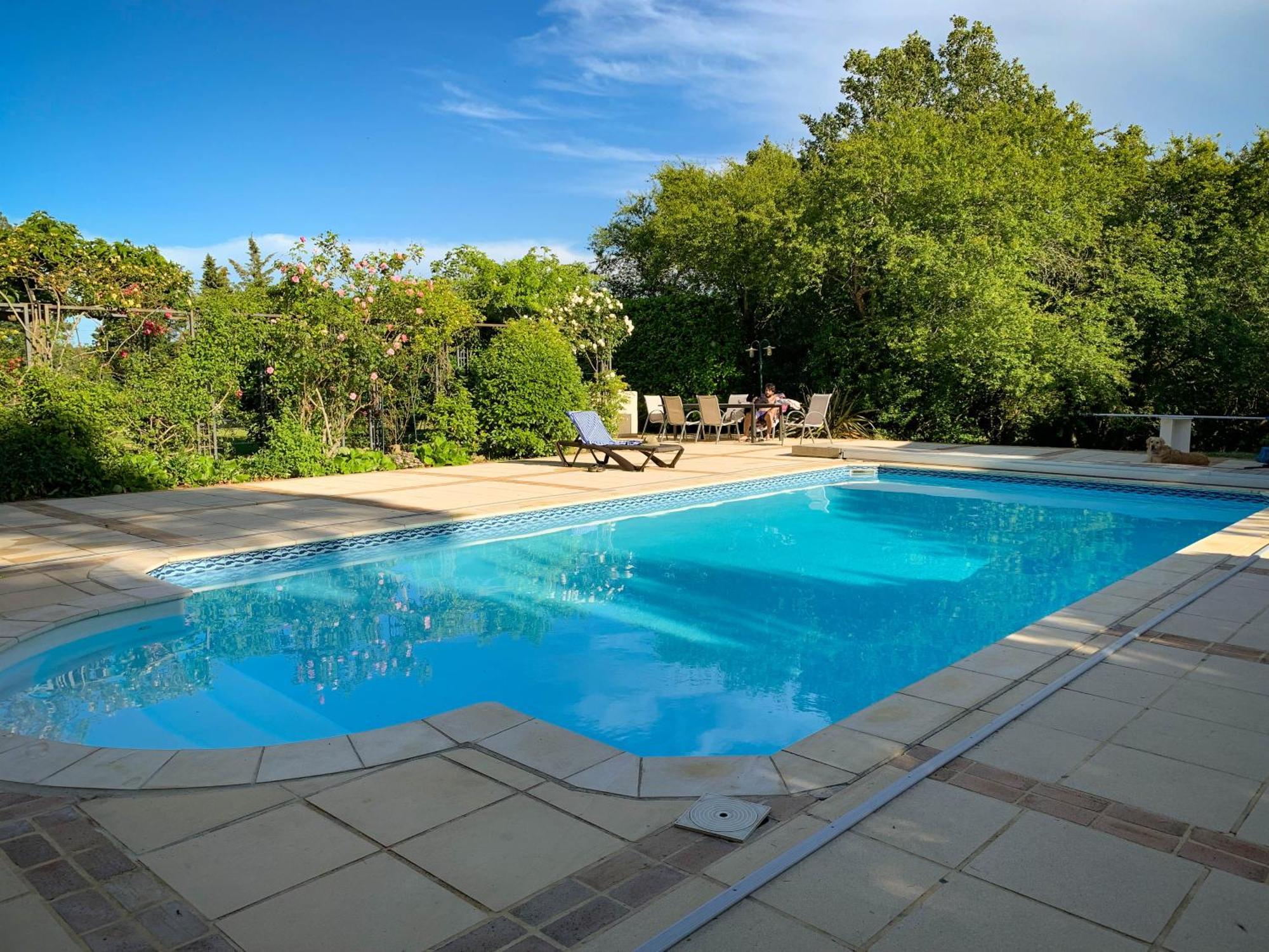 The East Wing - Carcassonne Villa Montreal  ภายนอก รูปภาพ